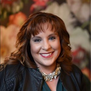 Meet your Posher, Christine